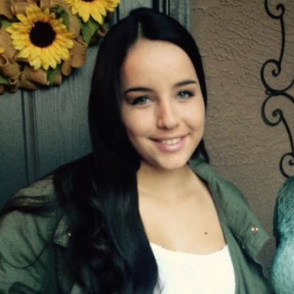 Meet your Posher, Mariah - Picture 1 of 1